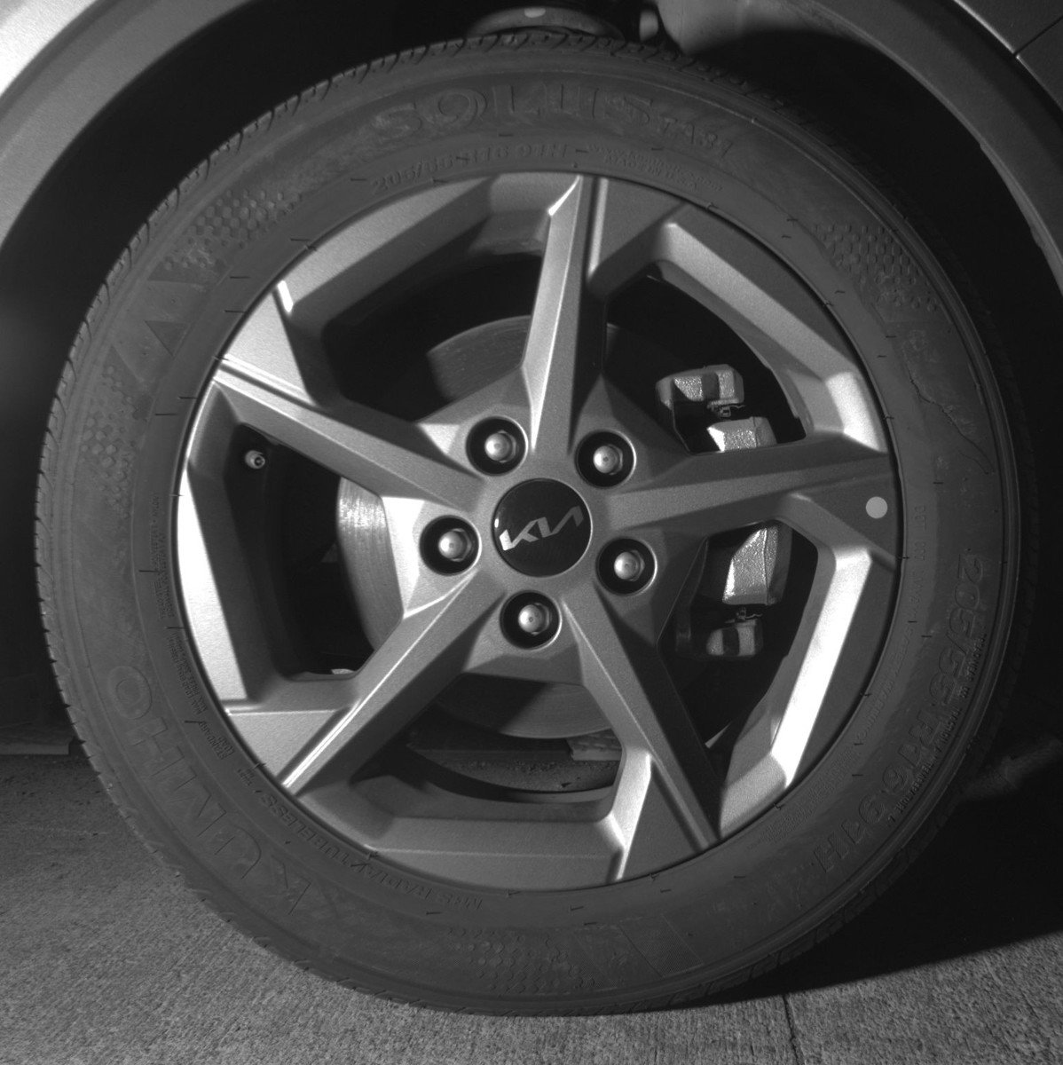 Used 2025 Kia K4 LXS image 13