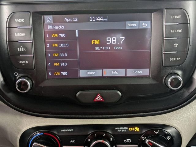 Used 2020 Kia Soul LX image 22