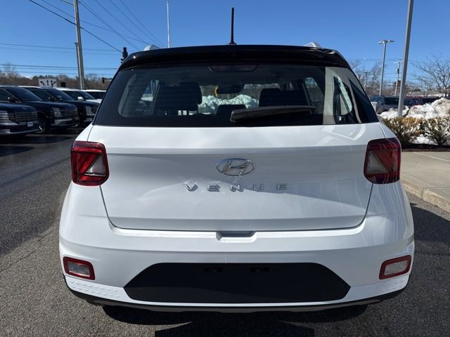 Certified 2026 Hyundai Venue SEL image 7