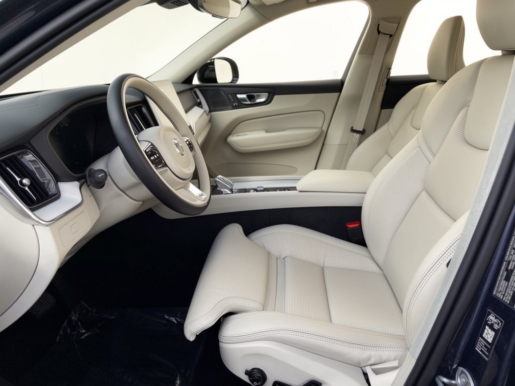 Used 2026 Volvo XC60 B5 Ultra AWD/4WD image 5