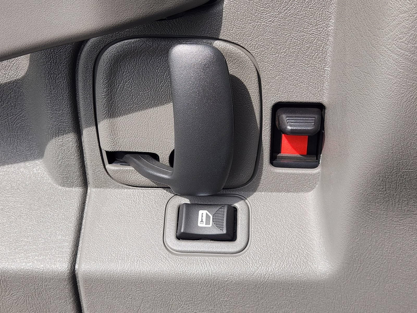 New 2026 GMC Savana 2500 w/ Driver Convenience Package RWD image 27