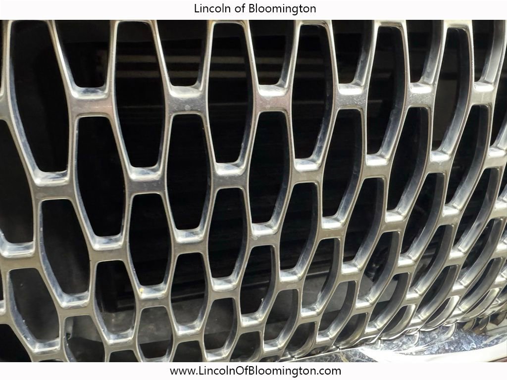 Used 2022 Lincoln Aviator Reserve w/ Elements Package Plus image 13