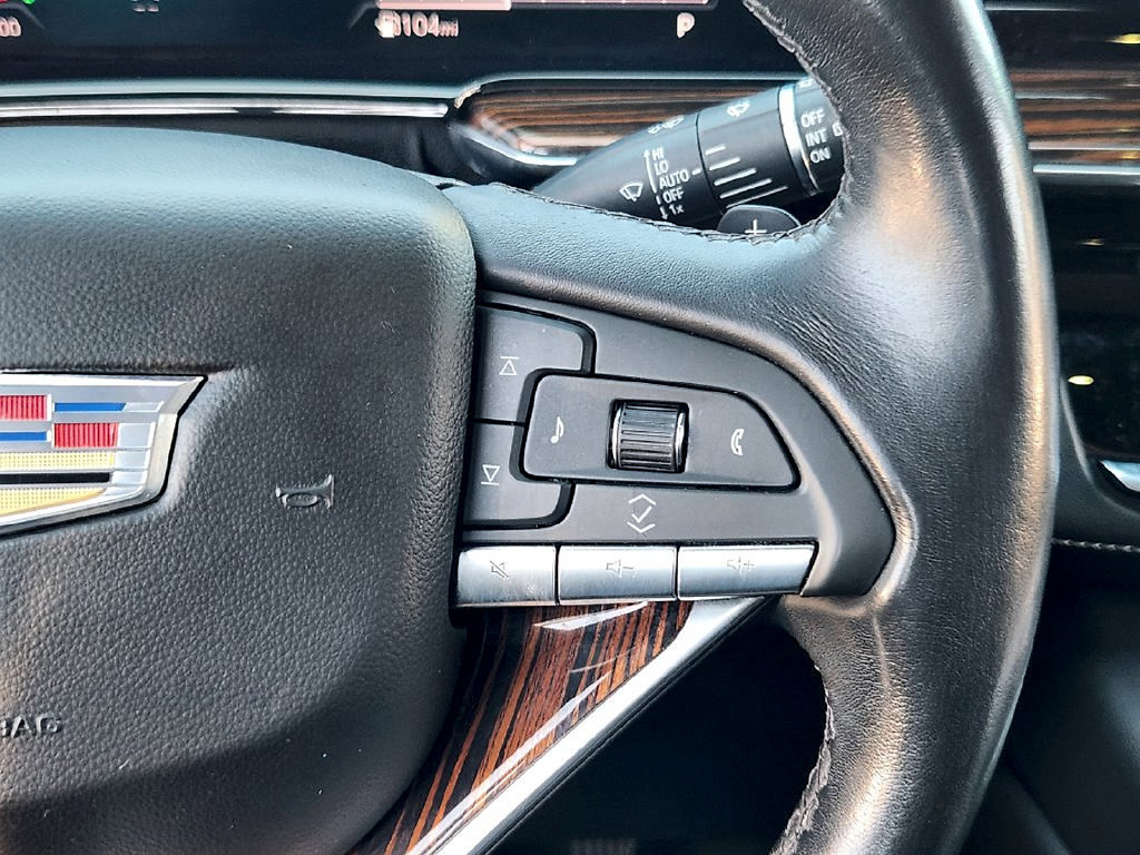 Used 2021 Cadillac Escalade Premium Luxury w/ Driver Assist Tech Package RWD image 29