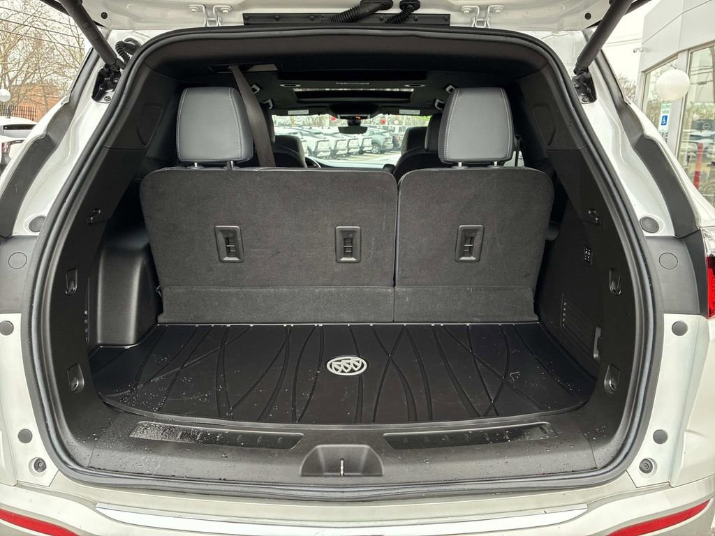 Used 2022 Buick Enclave Premium w/ Experience Buick Package image 13