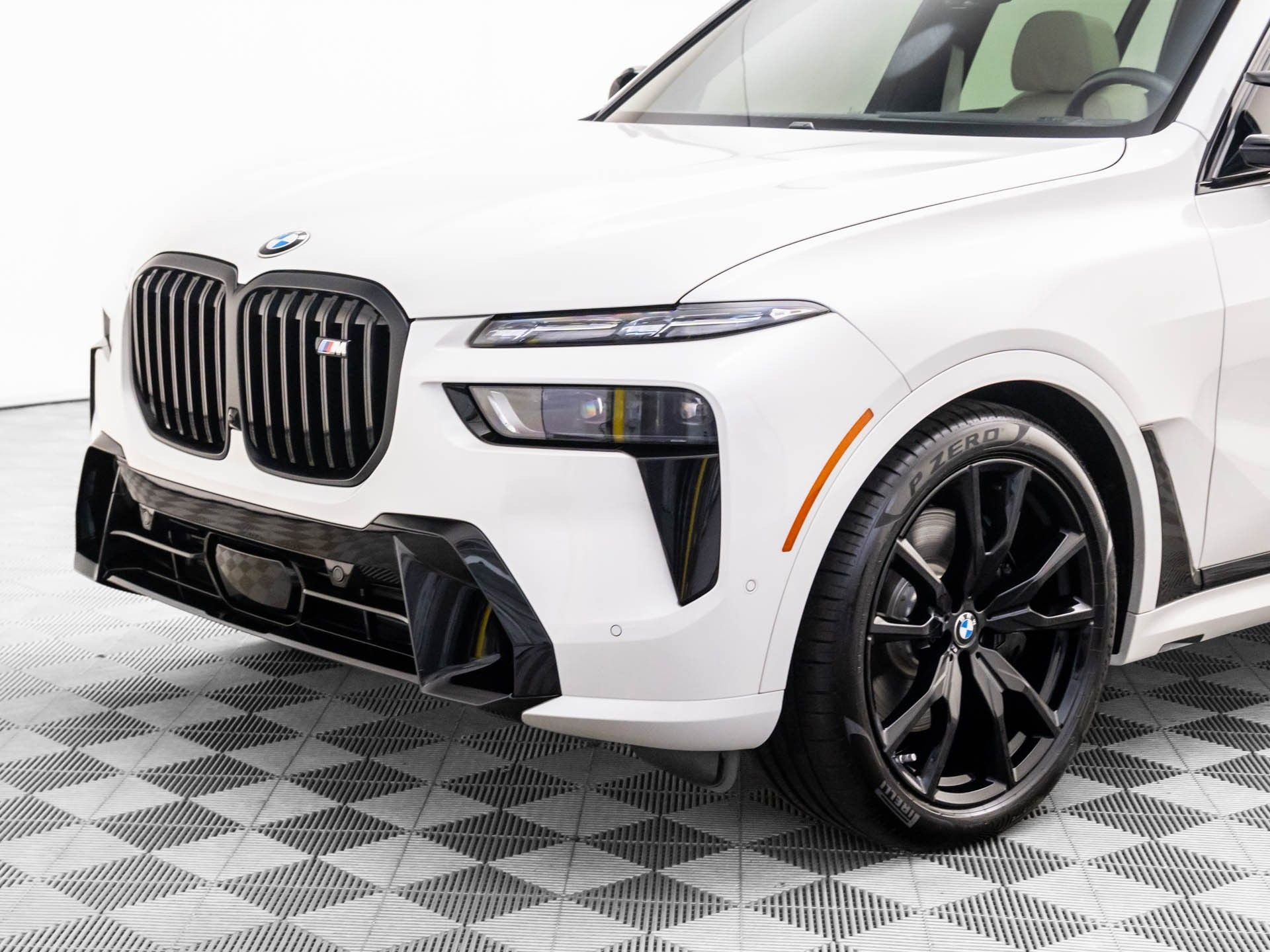 Certified 2025 BMW X7 M60i image 39