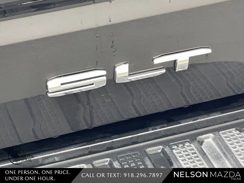 Used 2020 GMC Sierra 1500 SLT w/ SLT Premium Package image 18