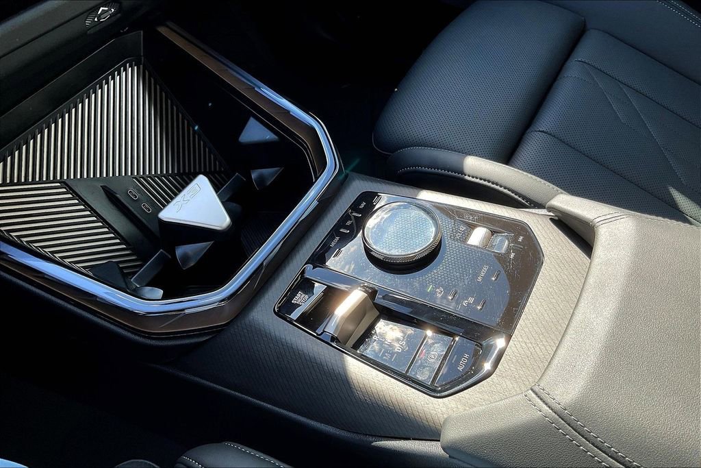 Certified 2025 BMW X3 xDrive30i w/ Premium Package image 18