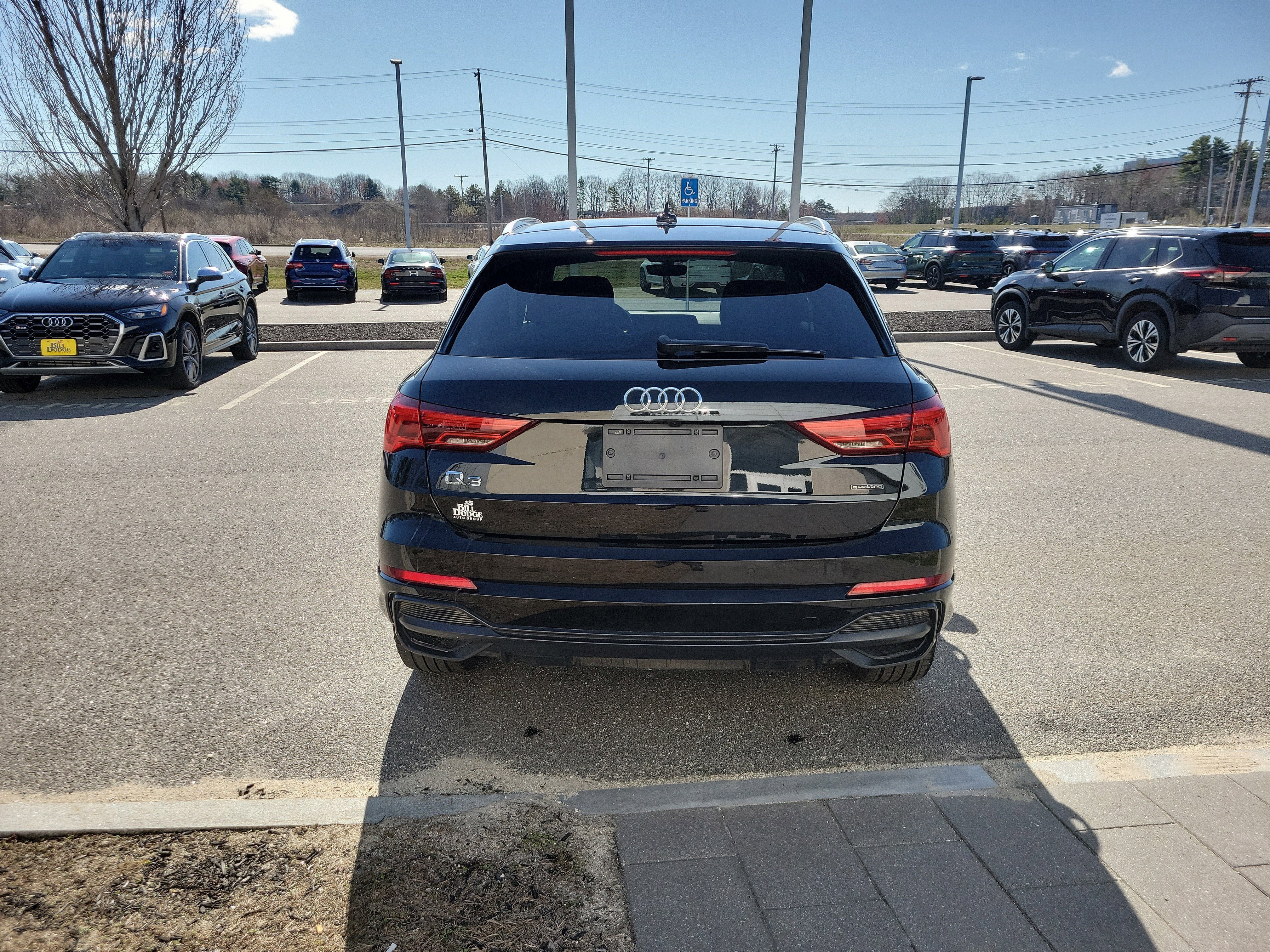 Used 2022 Audi Q3 2.0T Premium w/ Convenience Package AWD/4WD image 6