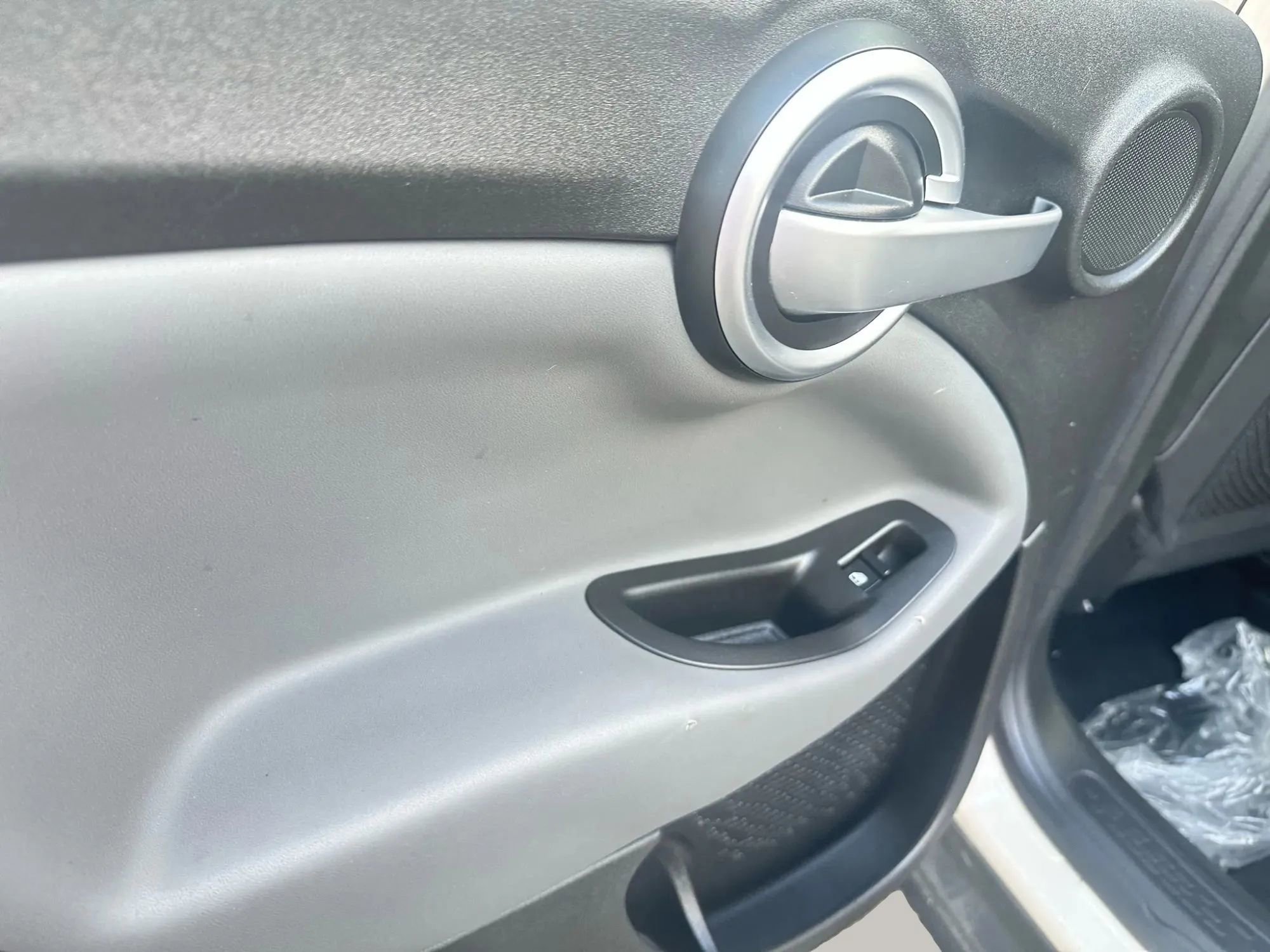 Used 2016 FIAT 500X Easy FWD image 11