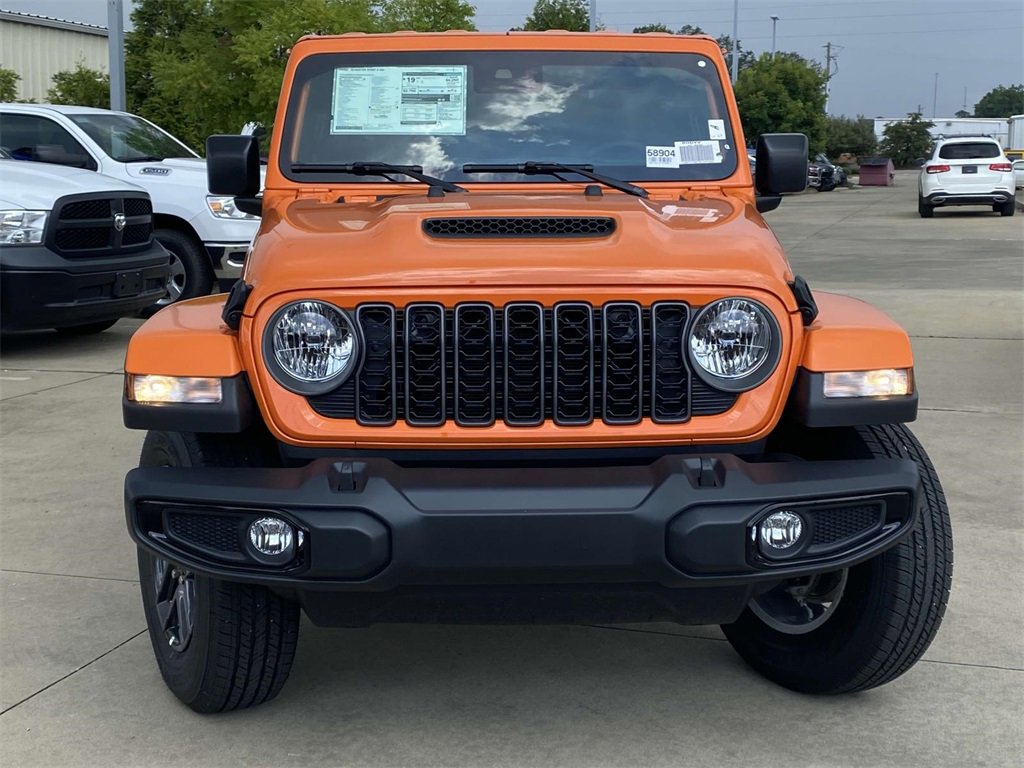 New 2025 Jeep Gladiator Sport image 2