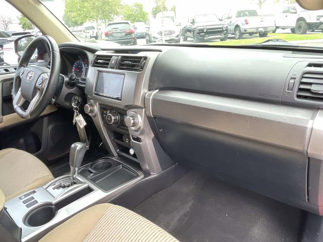 Used 2014 Toyota 4Runner SR5 image 35