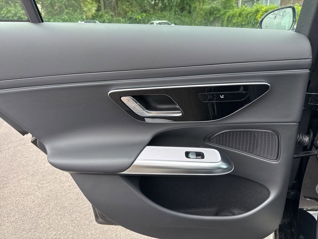 New 2026 Mercedes-Benz E 350 4MATIC Sedan image 19