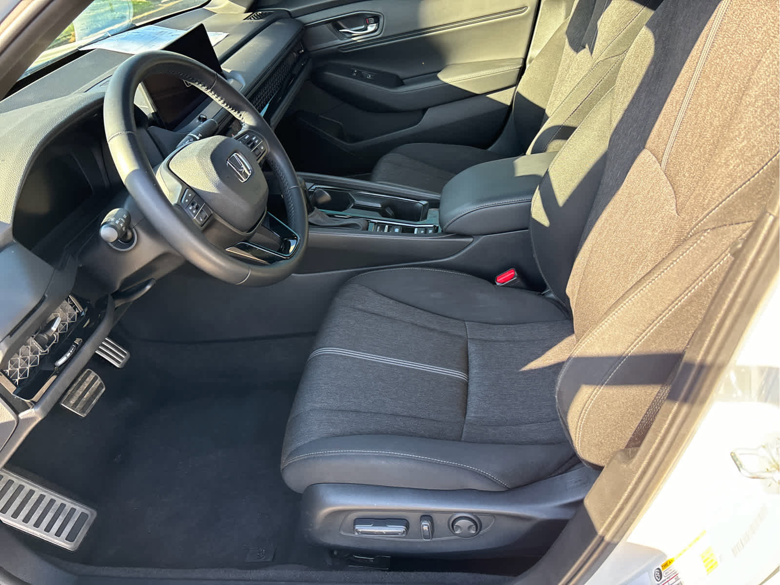 Certified 2023 Honda Accord Sport image 9