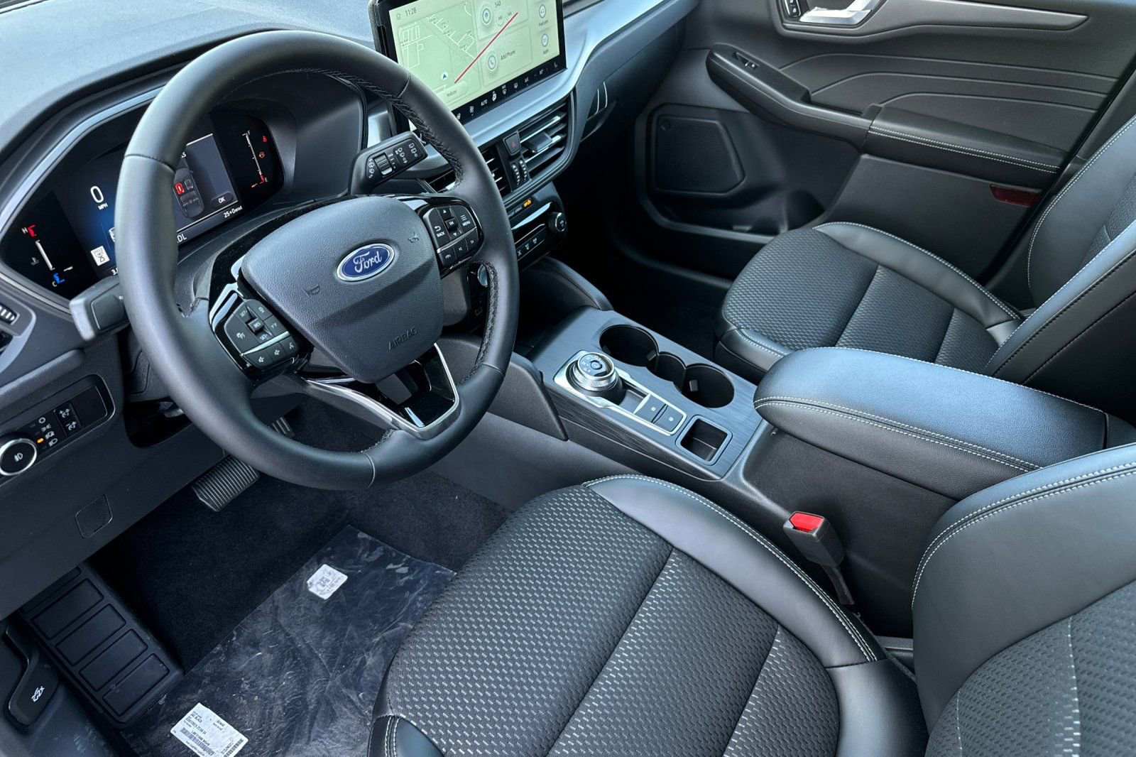 New 2025 Ford Escape SE image 10