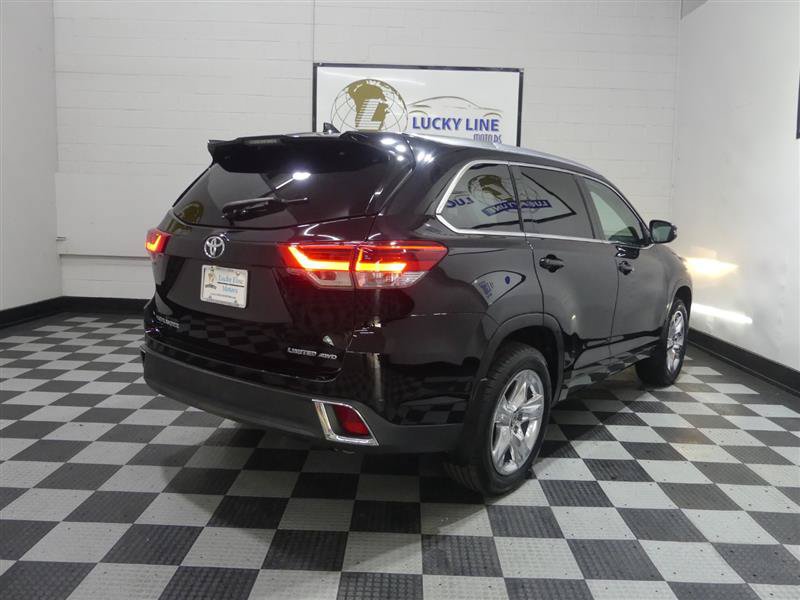 Used 2019 Toyota Highlander Limited AWD/4WD image 10