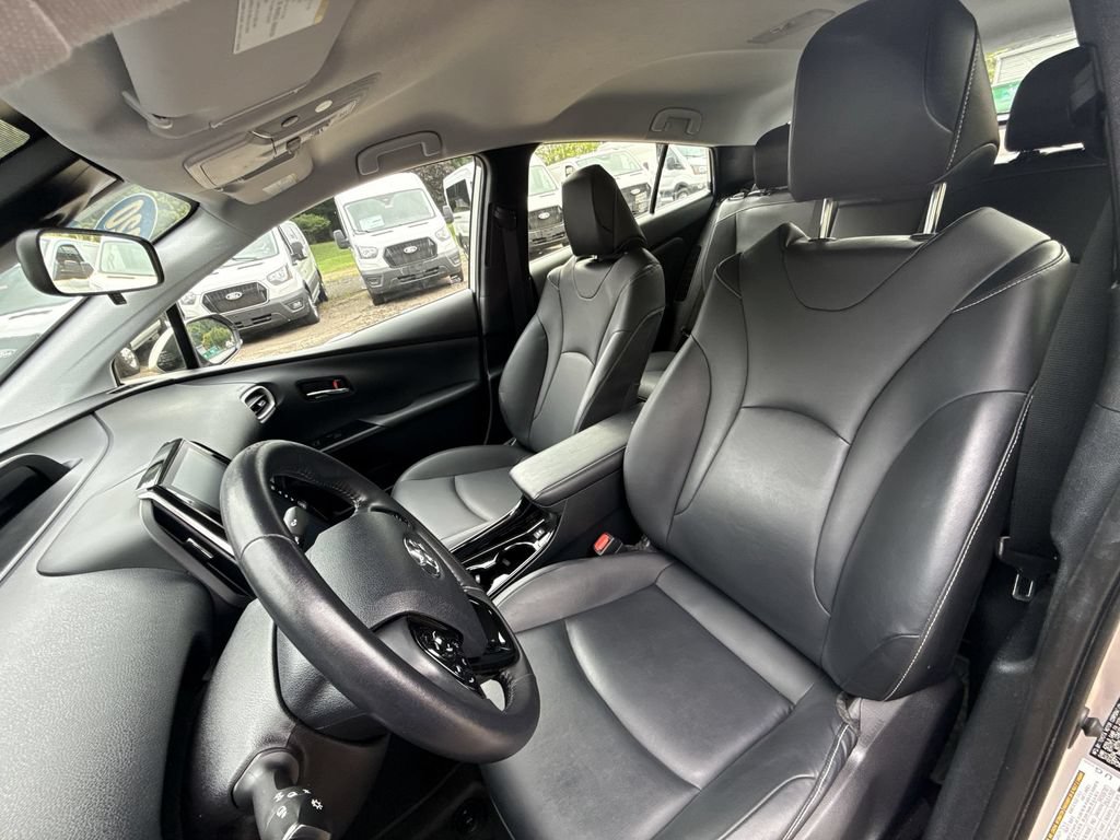 Used 2020 Toyota Prius Prime XLE FWD image 11