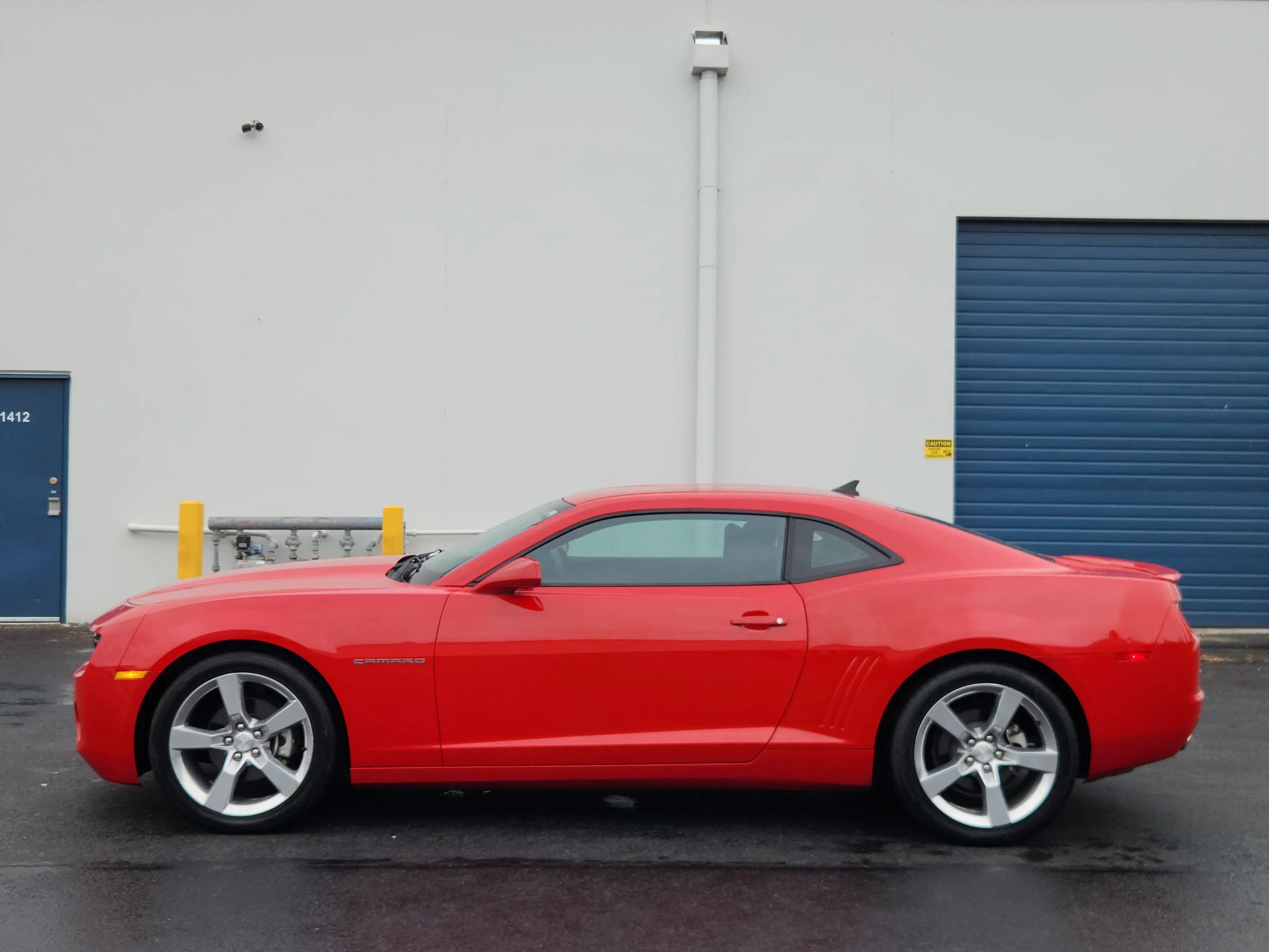 Used 2011 Chevrolet Camaro LT w/ RS Package RWD image 2