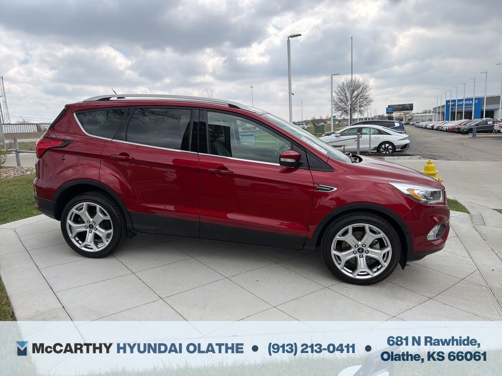 Used 2019 Ford Escape Titanium image 16