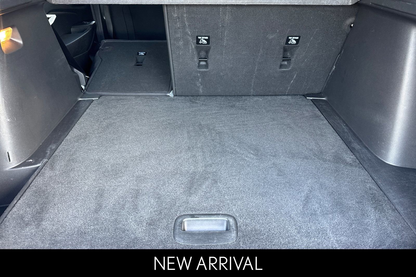 Used 2025 Chevrolet Trax LT FWD image 18