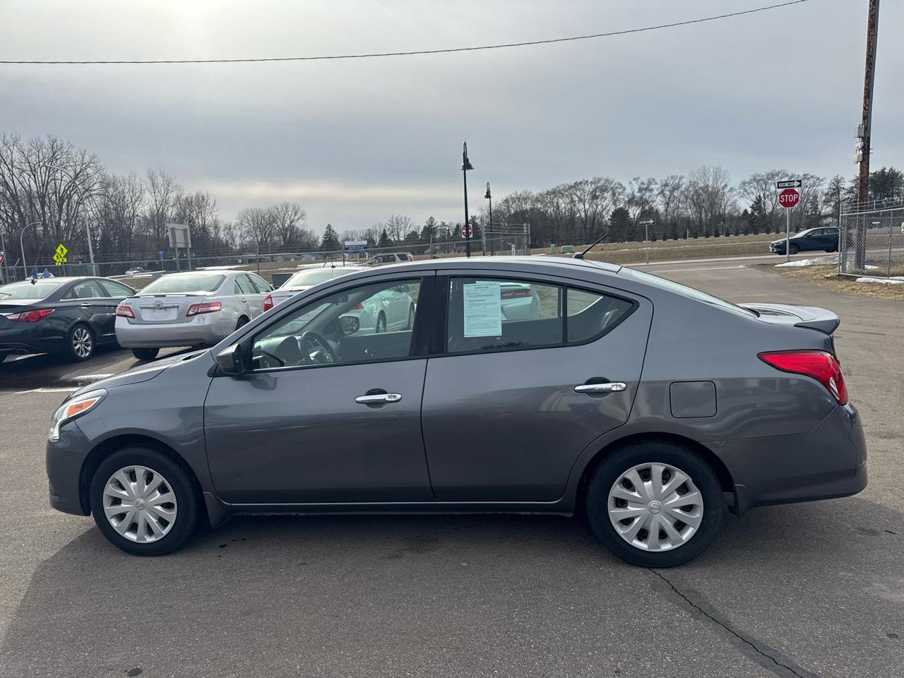 Used 2017 Nissan Versa SV image 8