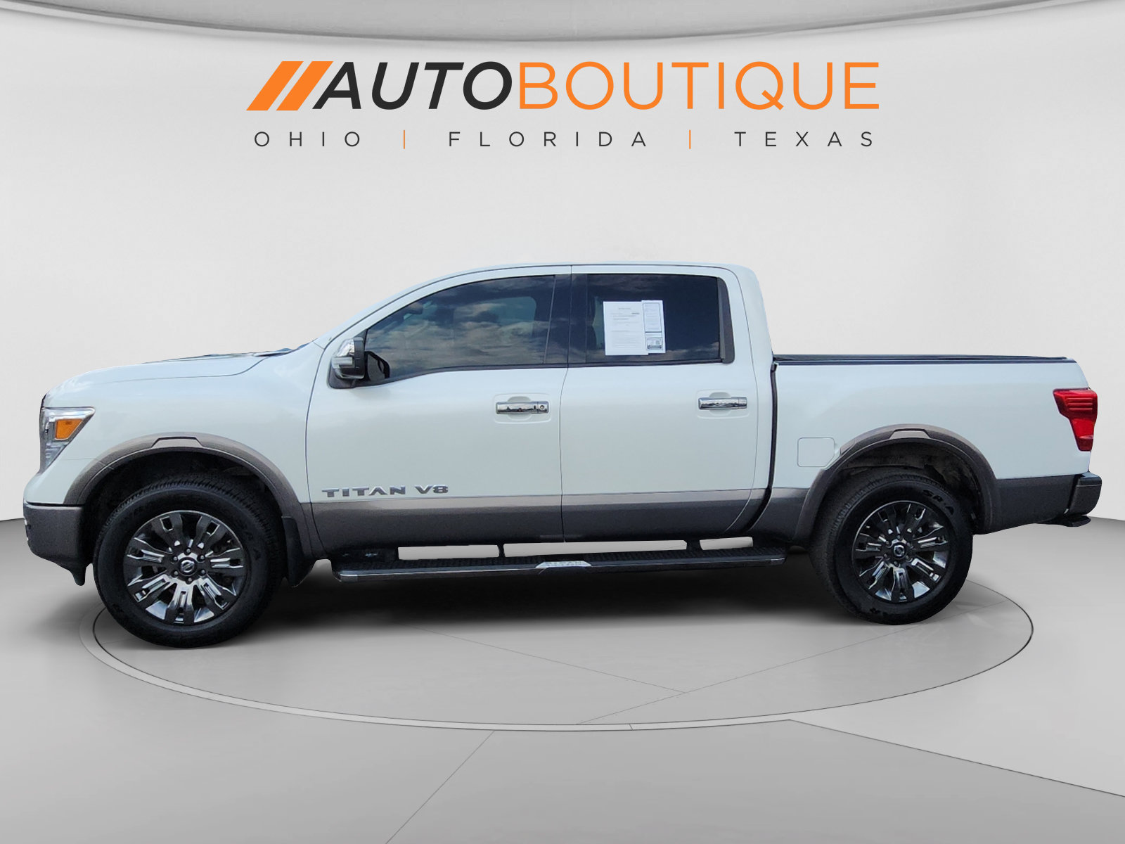 Used 2018 Nissan Titan Platinum Reserve w/ Platinum Utility Package AWD/4WD image 2