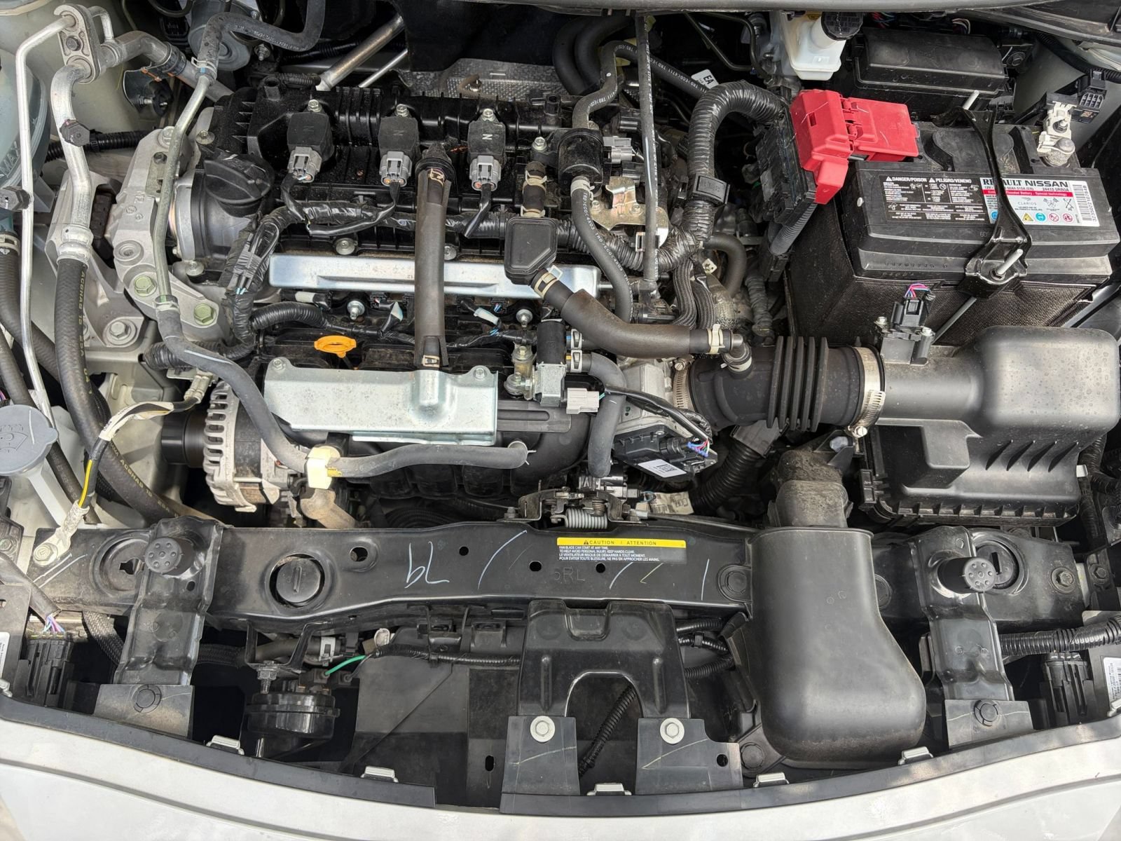 Used 2025 Nissan Versa SV FWD image 30