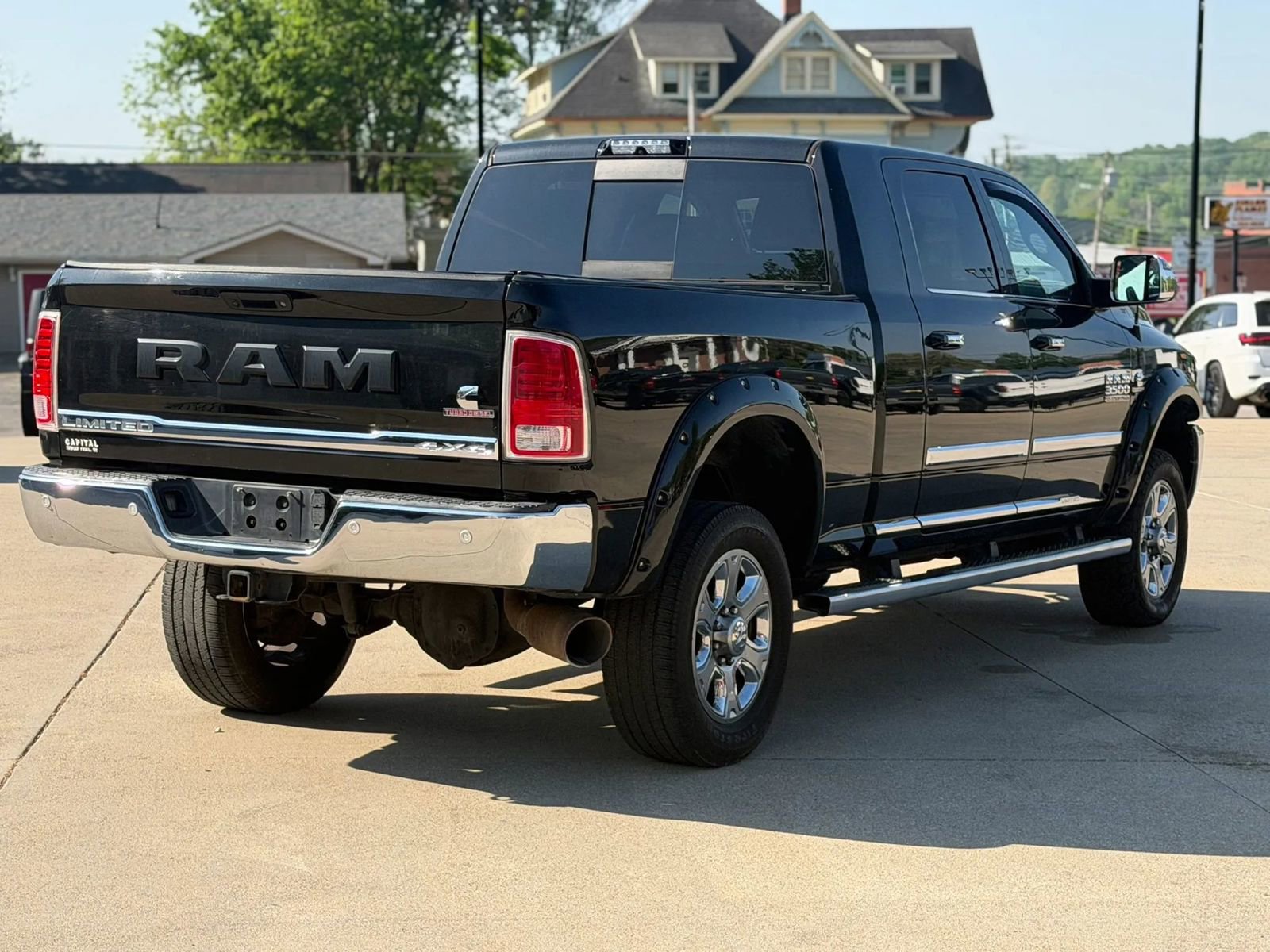 Used 2016 RAM 3500 Laramie Longhorn AWD/4WD image 2