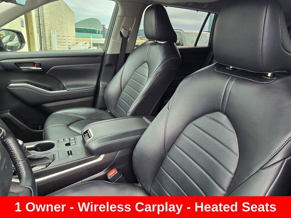 Used 2023 Toyota Highlander XLE FWD image 23