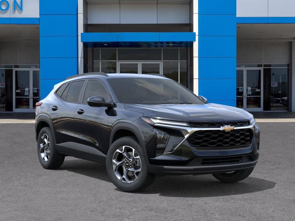 New 2026 Chevrolet Trax LT w/ Driver Confidence Package FWD image 7