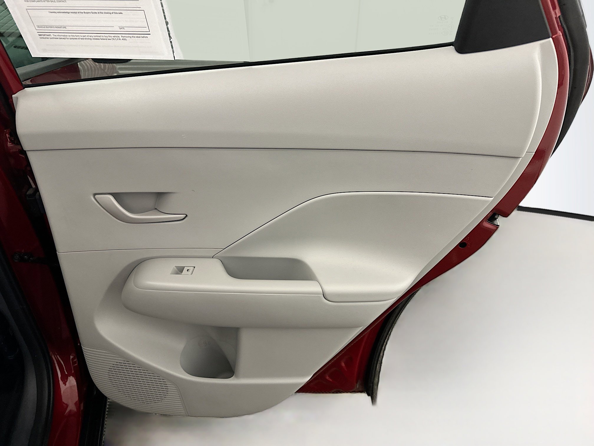 Used 2025 Hyundai Kona SEL image 30