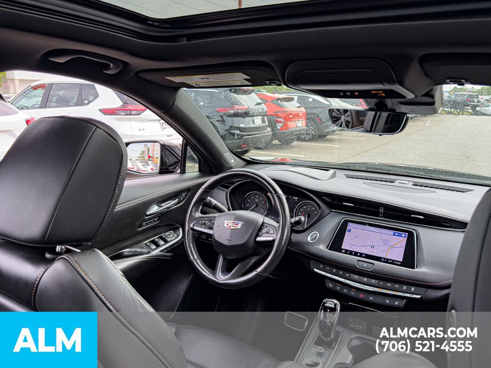 Used 2023 Cadillac XT4 Sport image 11