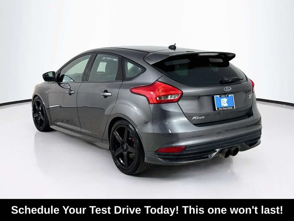 Used 2015 Ford Focus ST FWD image 5