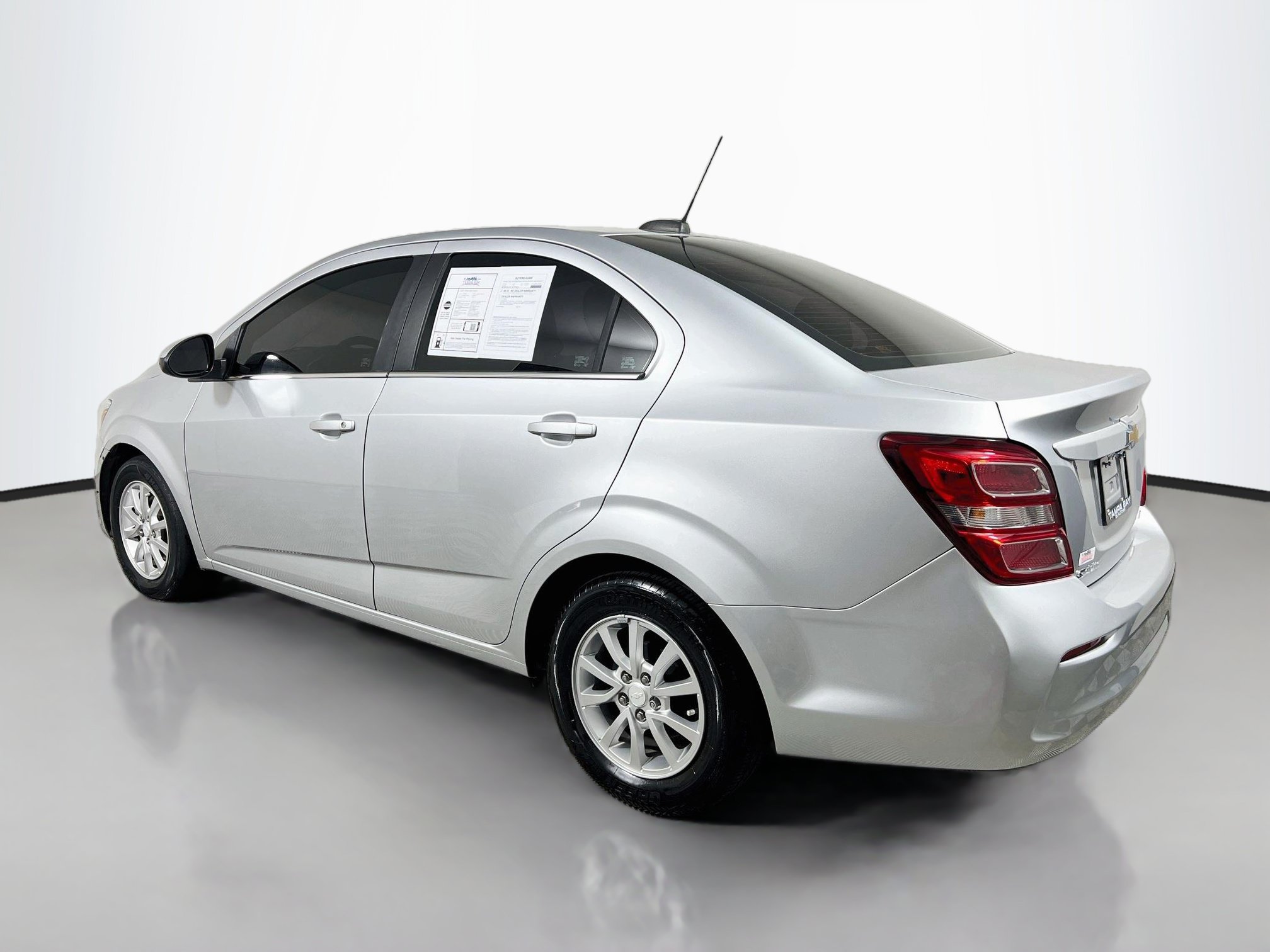 Used 2020 Chevrolet Sonic LT FWD image 8