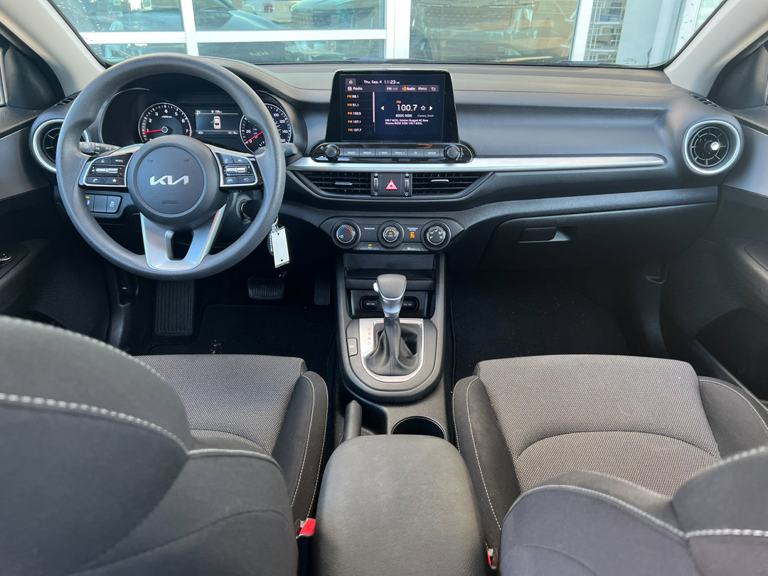 Used 2023 Kia Forte LXS w/ LXS Technology Package image 22