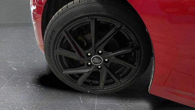 Used 2018 MAZDA MAZDA3 Grand Touring FWD image 32
