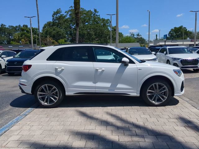 Used 2023 Audi Q3 2.0T Premium Plus w/ Premium Plus Package AWD/4WD image 2