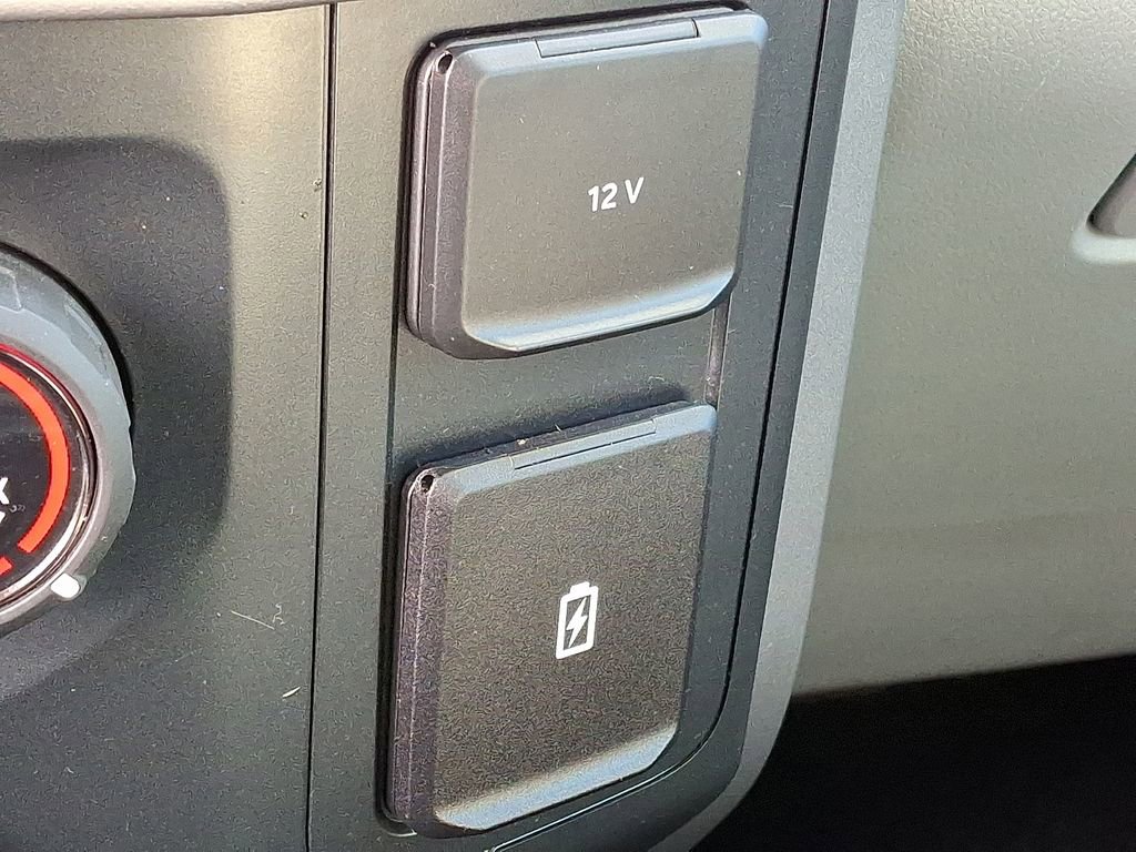 Used 2022 Ford F150 XLT image 25