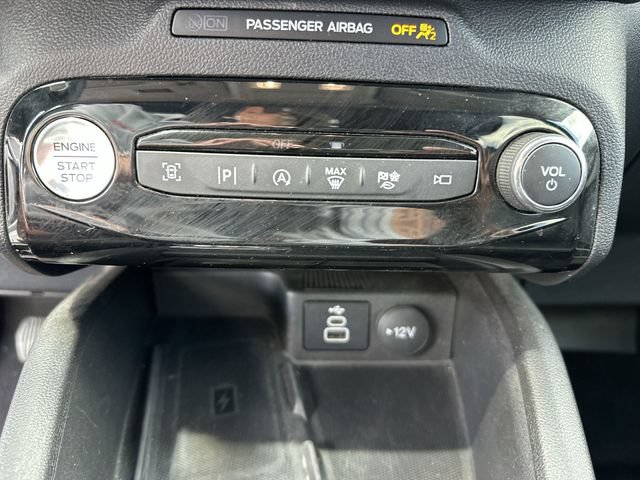 Used 2024 Ford Escape Platinum AWD/4WD image 24