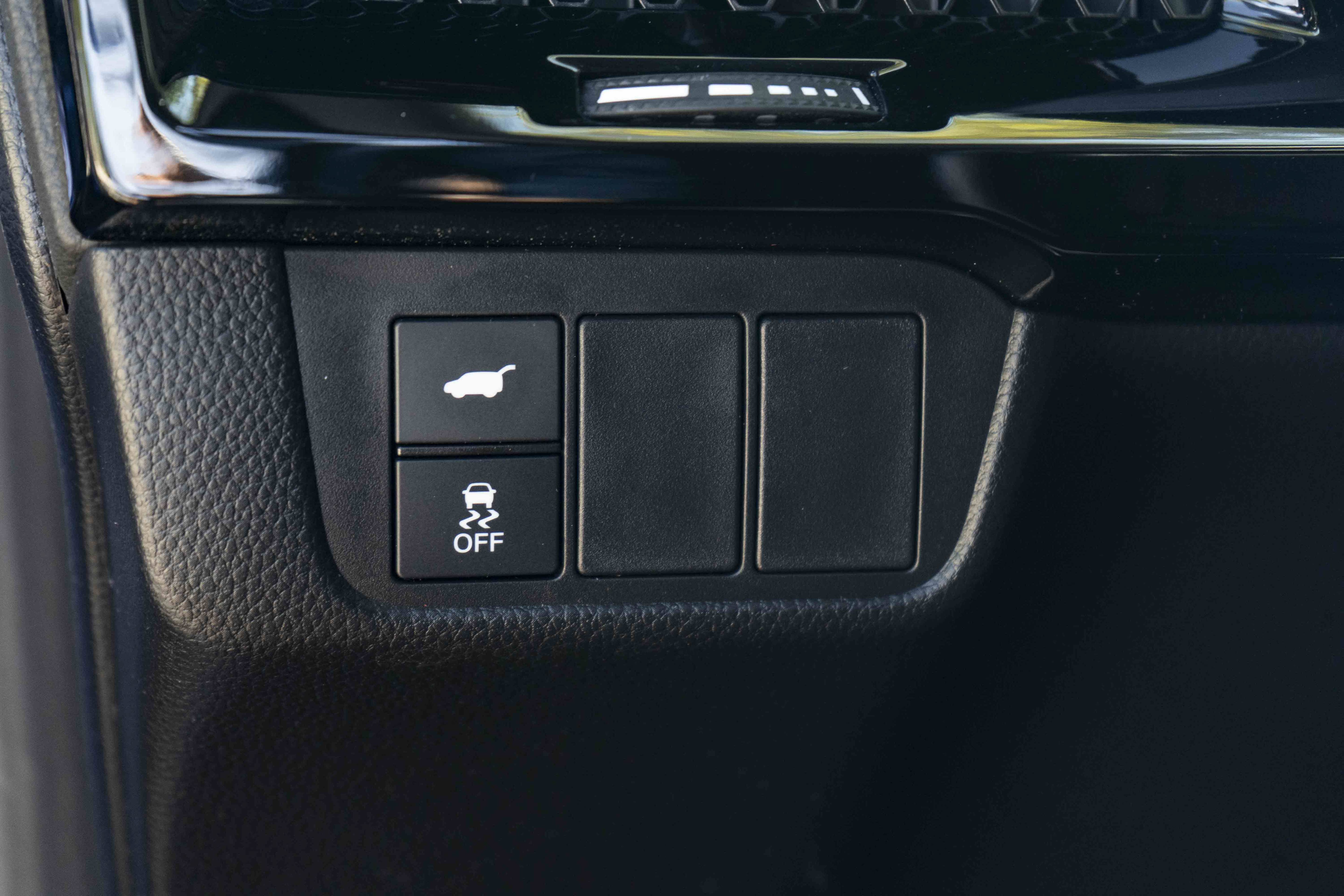 Used 2025 Honda CR-V EX-L image 40