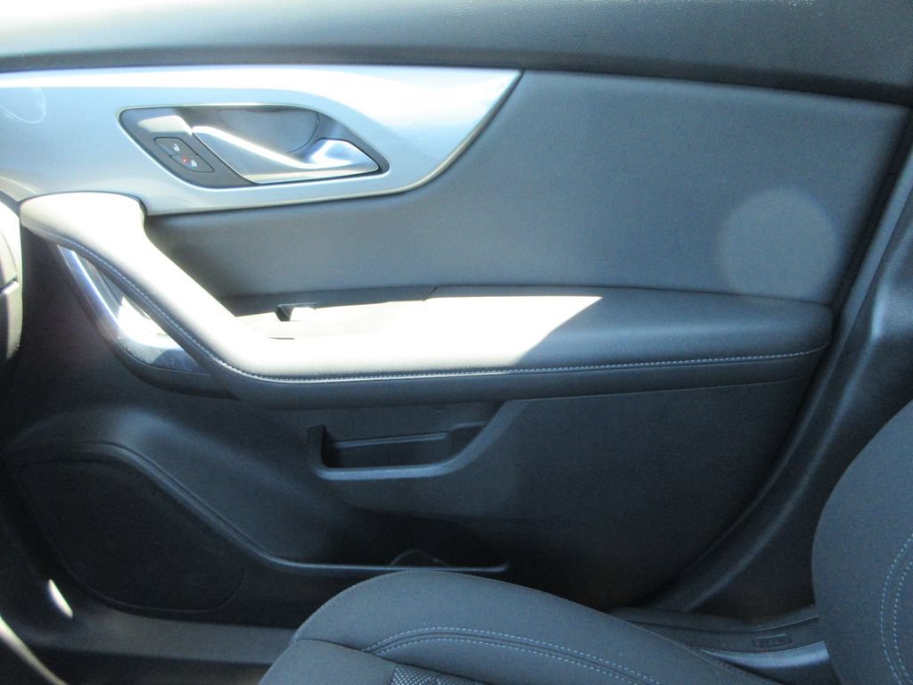 Certified 2020 Chevrolet Blazer LT AWD/4WD image 32