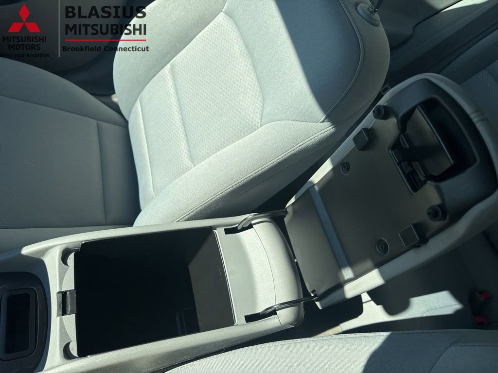 Used 2018 Chevrolet Malibu Hybrid FWD image 27