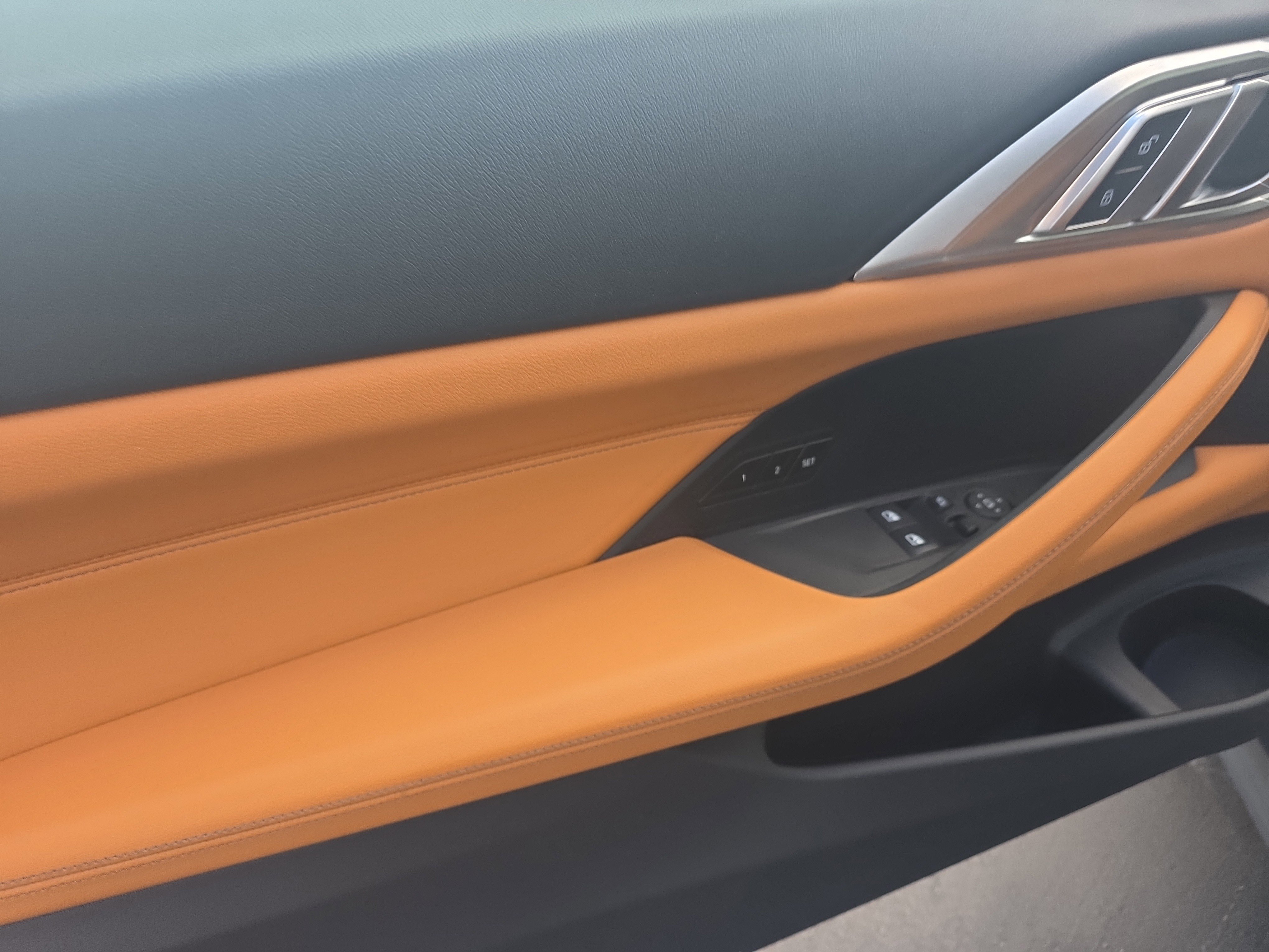 Used 2025 BMW 430i Coupe w/ Convenience Package image 8