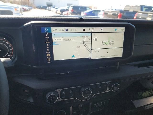 Used 2025 Jeep Wrangler Sahara w/ Safety Group image 10