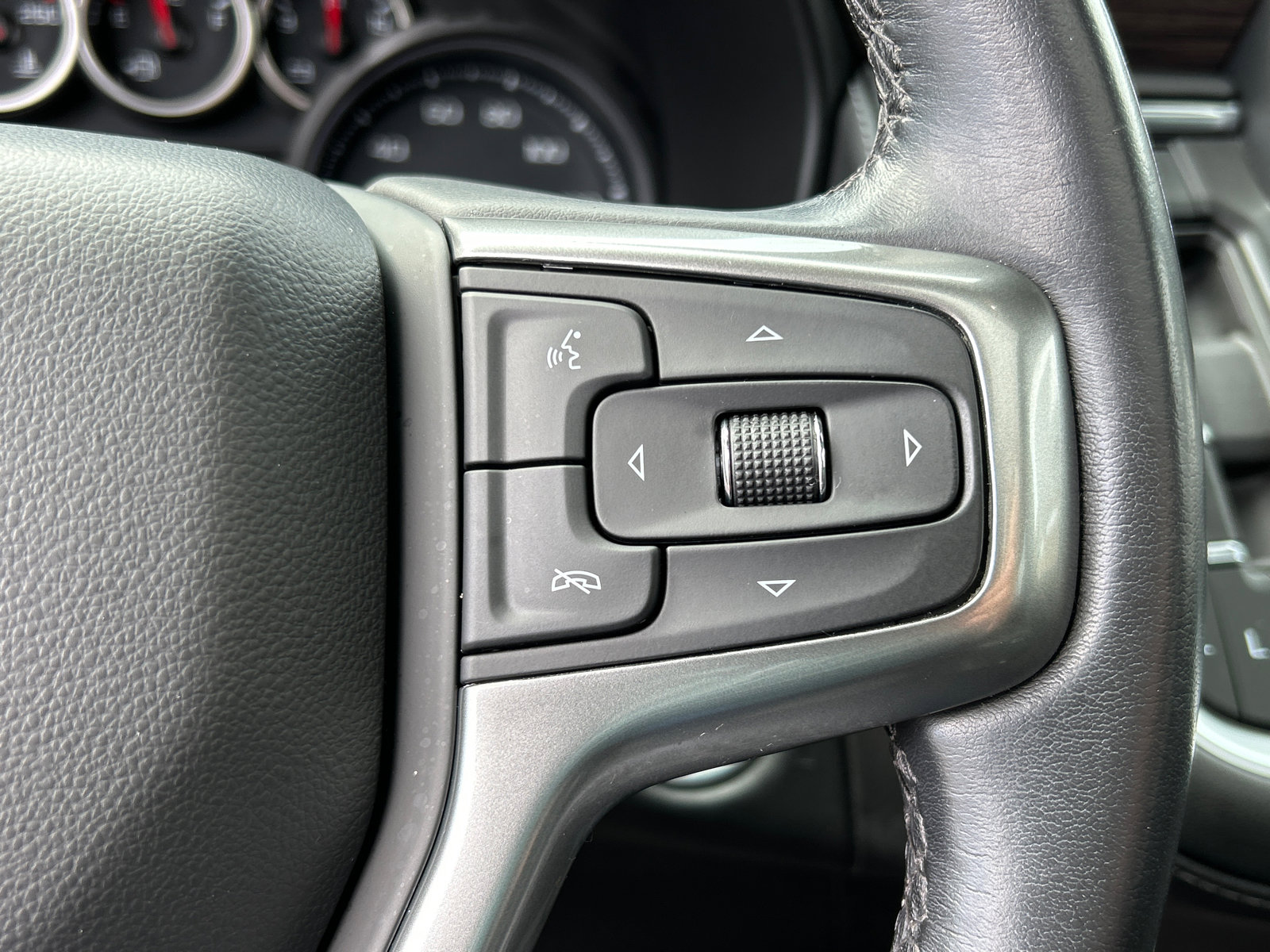 Used 2021 Chevrolet Tahoe LT AWD/4WD image 14