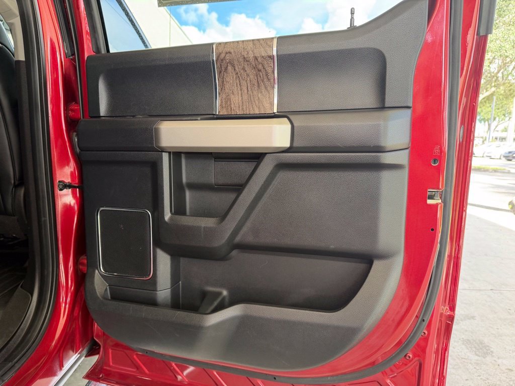 Used 2019 Ford F350 Lariat w/ Lariat Ultimate Package AWD/4WD image 36