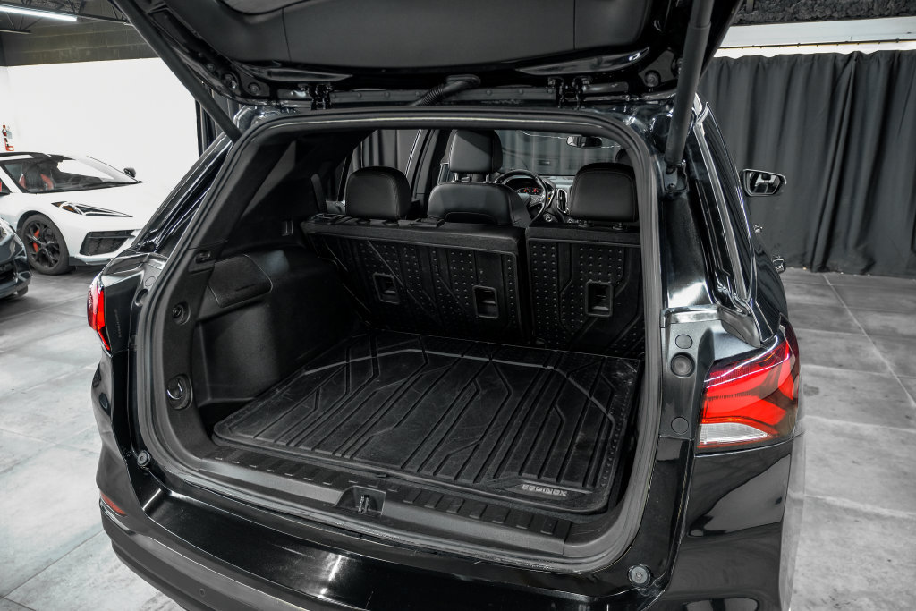 Used 2022 Chevrolet Equinox RS w/ Infotainment Package FWD image 49