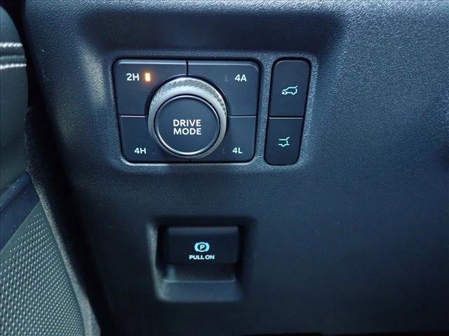 Used 2025 Ford Expedition Platinum image 24