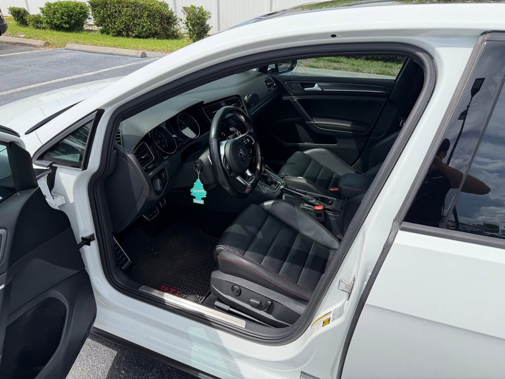 Used 2018 Volkswagen GTI Autobahn image 7