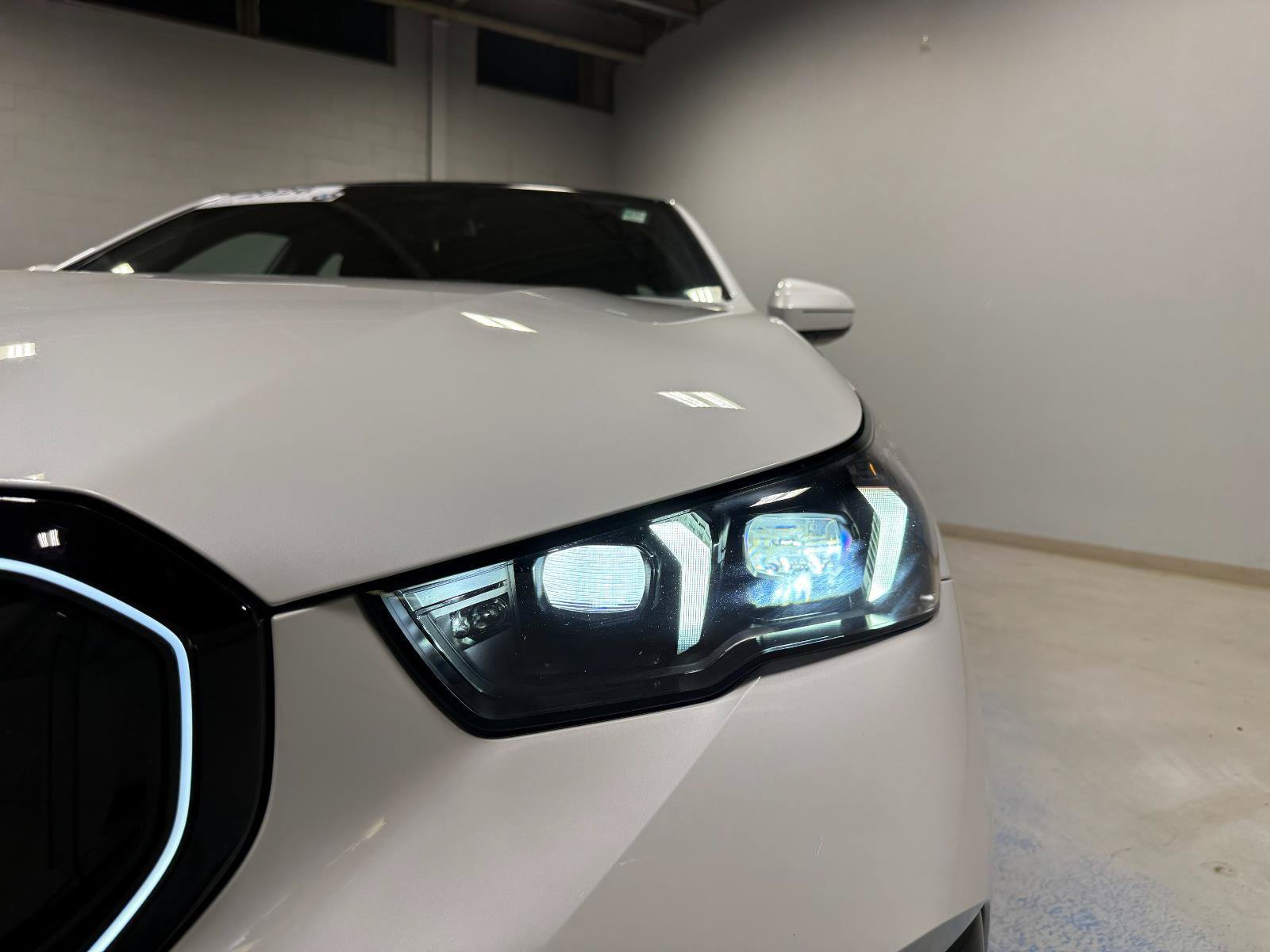 Certified 2026 BMW 550e xDrive w/ Premium Package AWD/4WD image 30