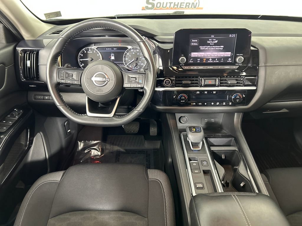 Used 2022 Nissan Pathfinder SV w/ SV Black Package image 19